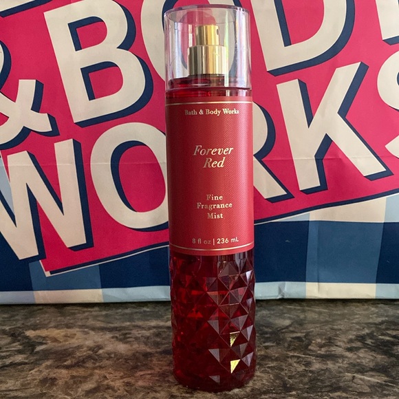 Bath & Body Works Forever Red - Picture 3 of 5